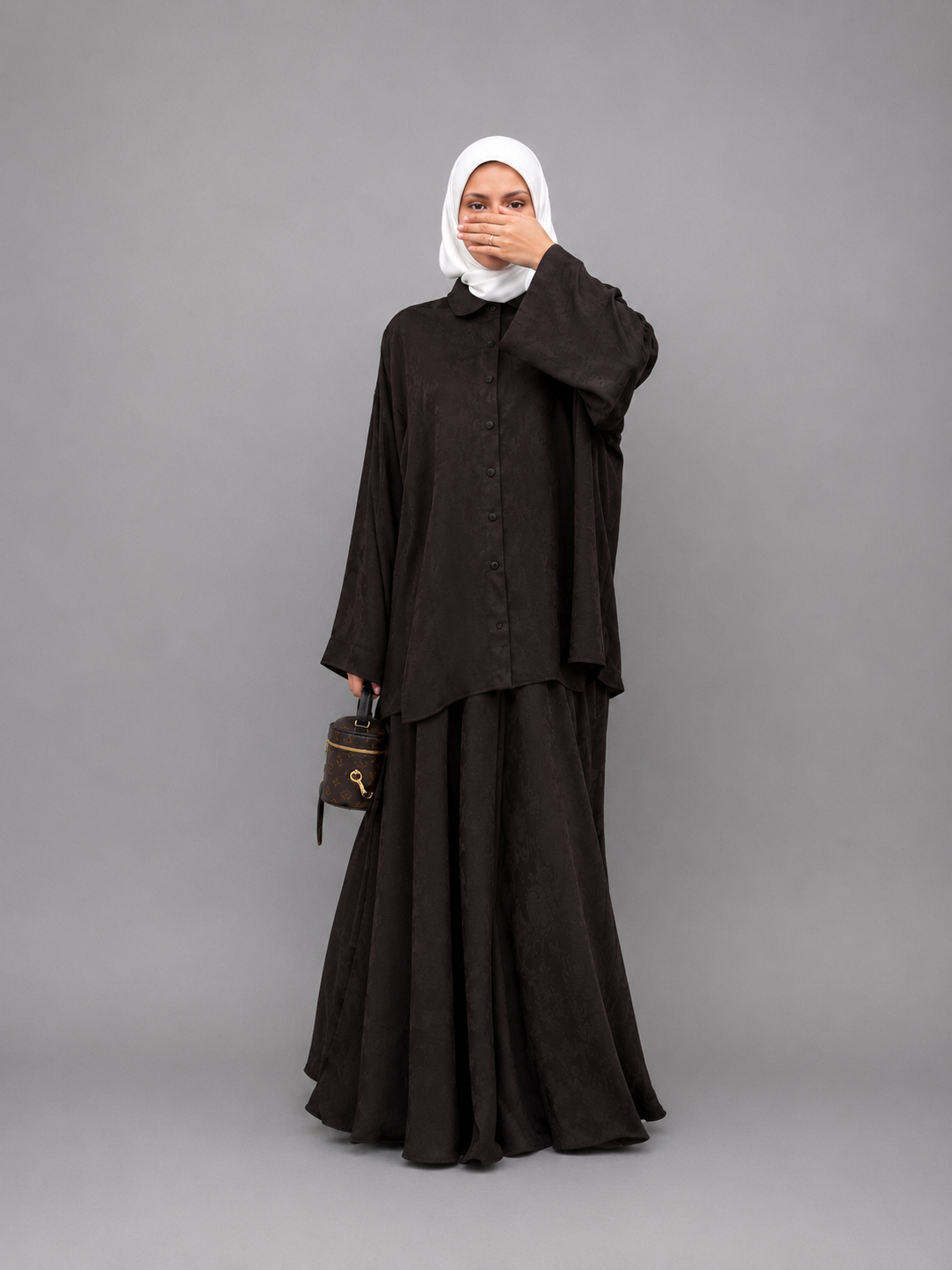 Ensemble modest fashion chocolat veste oversize jupe longue satin ZYNA