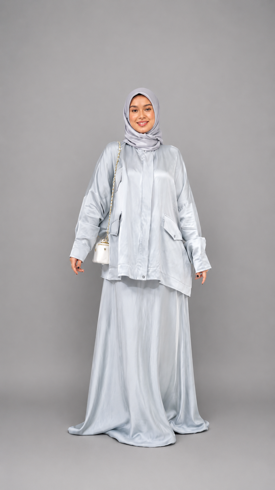Ensemble modest fashion bleu ciel veste oversize jupe longue satin ZYNA